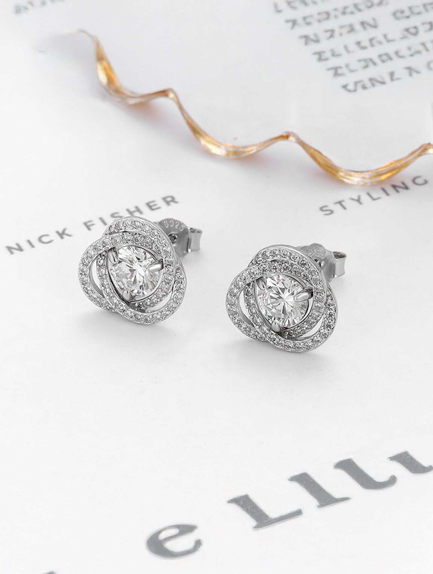 VersaGlow Silver Detachable Solitaire Earrings (ID 25903)